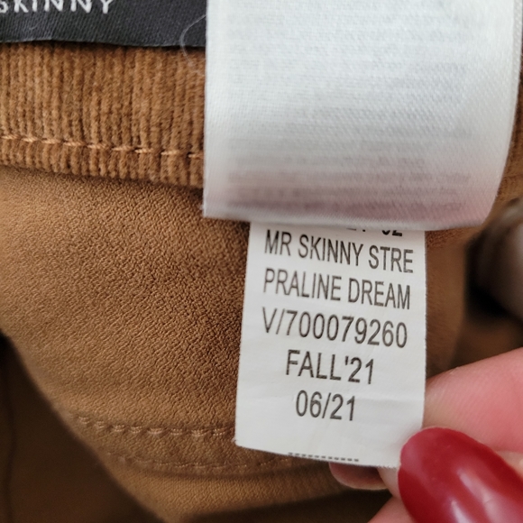 Banana Republic Corduroy Mid Rise Skinny Pants - Picture 6 of 10